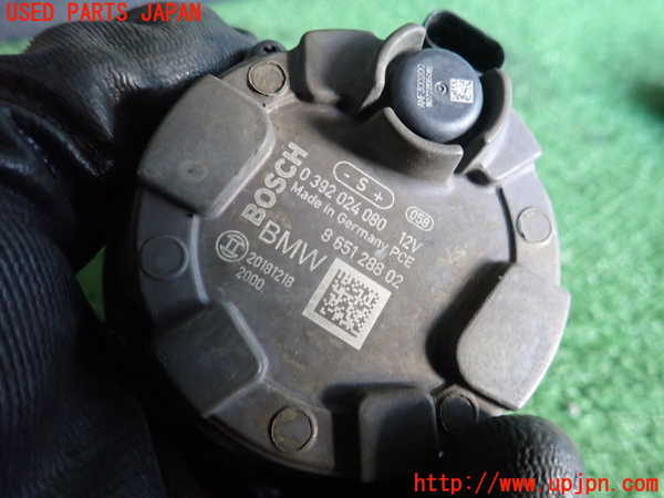 2UPJ-22782110]BMW 320i(5F20) (G20)ウォーターポンプ 中古_m0003.jpg