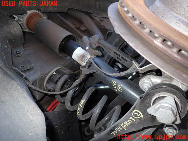 2UPJ-22785070]BMW 320i(5F20) (G20)右リアショックアブソーバー 中古_m0001.jpg