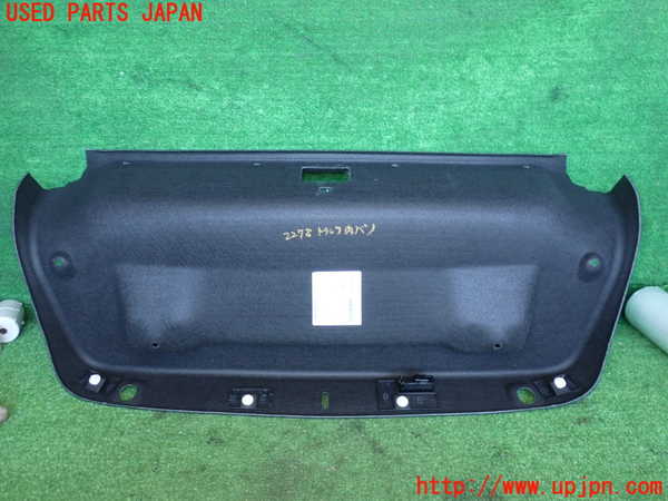 5UPJ-22781504]BMW 320i(5F20) (G20)トランク内トリム 中古_m0002.jpg