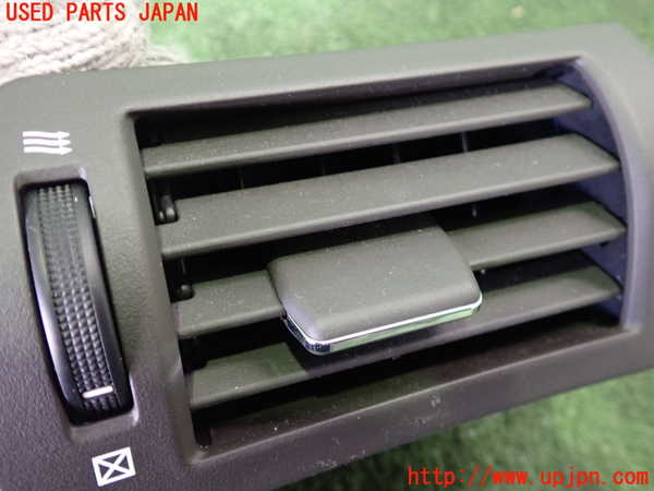 2UPJ-22797527]レクサス・RX450h(GYL16W)エアコン吹き出し口2 (右) 中古_m0003.jpg