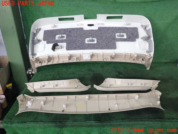 2UPJ-22791578]レクサス・RX450h(GYL16W)バックドア内張り 中古_m0002.jpg