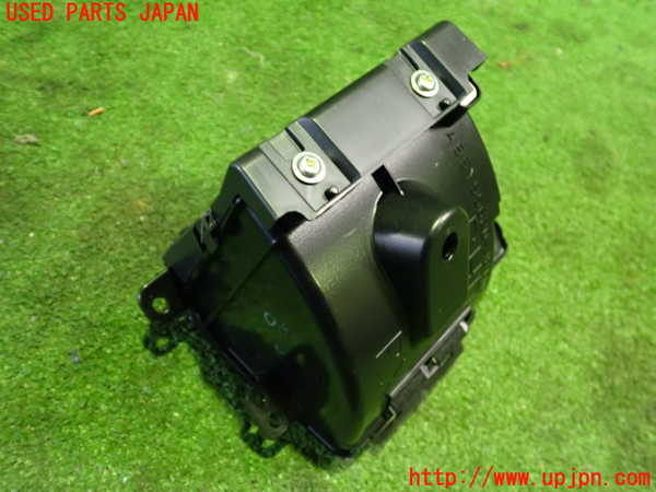 2UPJ-22797810]レクサス・RX450h(GYL16W)ドリンクホルダー 中古_m0003.jpg