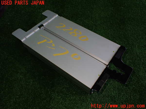 2UPJ-22806525]シボレー・カマロ(不明)アンプ 中古_m0003.jpg