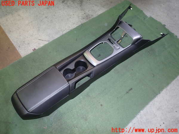 2UPJ-22807540]シボレー・カマロ(不明)センターコンソール 中古_m0001.jpg