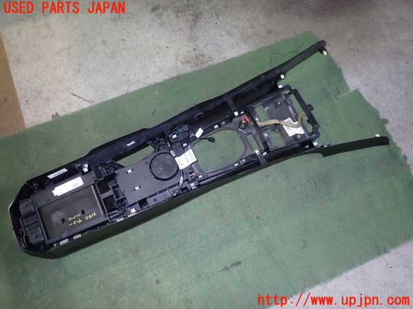 2UPJ-22807540]シボレー・カマロ(不明)センターコンソール 中古_m0003.jpg