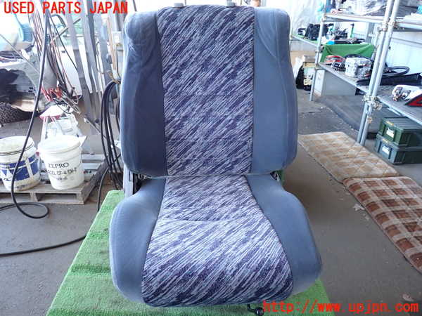 2UPJ-22817065]ランクルプラド(KZJ78W)助手席シート 中古_m0001.jpg