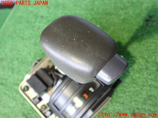 2UPJ-22817555]ランクルプラド(KZJ78W)ATシフトレバー 中古_m0002.jpg