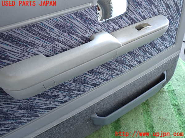 2UPJ-22811264]ランクルプラド(KZJ78W)左前ドア内張り 中古_m0002.jpg