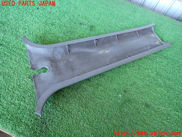 2UPJ-22817665]ランクルプラド(KZJ78W)右センターピラートリム 中古_m0002.jpg