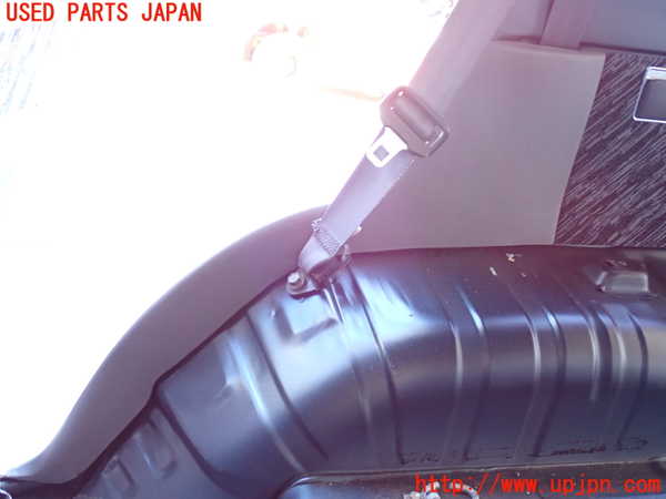 2UPJ-22817675]ランクルプラド(KZJ78W)右リアピラートリム 中古_m0002.jpg