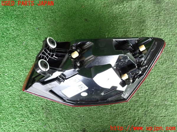 2UPJ-22821536]アウディ・A3 セダン(GYDLA)左テールランプ 中古_m0003.jpg