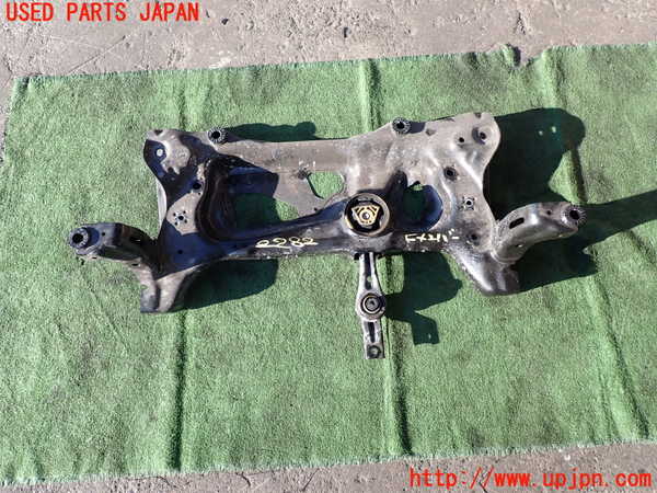 2UPJ-22825285]アウディ・A3 セダン(GYDLA)フロントメンバー 中古_m0001.jpg