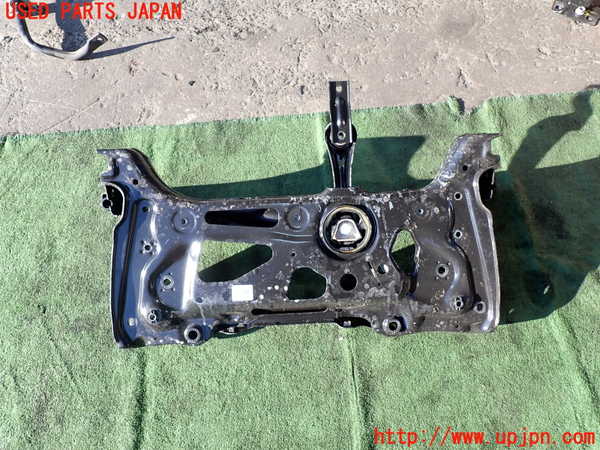 2UPJ-22825285]アウディ・A3 セダン(GYDLA)フロントメンバー 中古_m0004.jpg