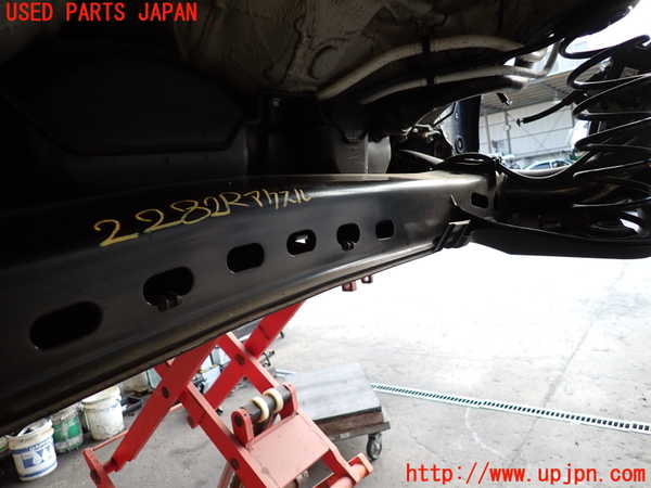 2UPJ-22825380]アウディ・A3 セダン(GYDLA)リアアクスルビーム 中古_m0002.jpg