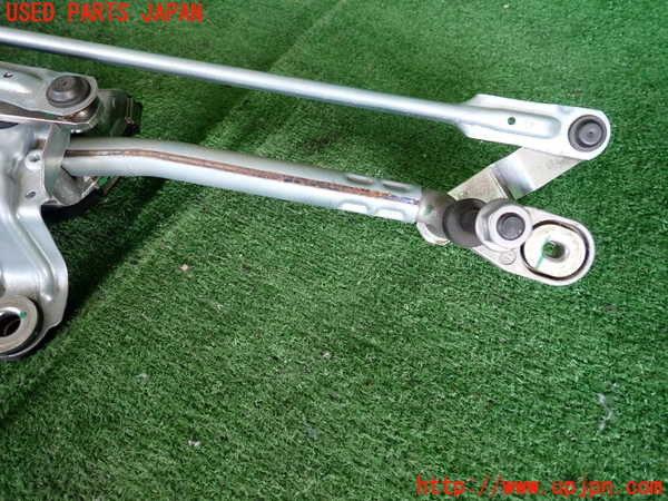 2UPJ-22826770]アウディ・A3 セダン(GYDLA)フロントワイパーモーター 中古_m0002.jpg