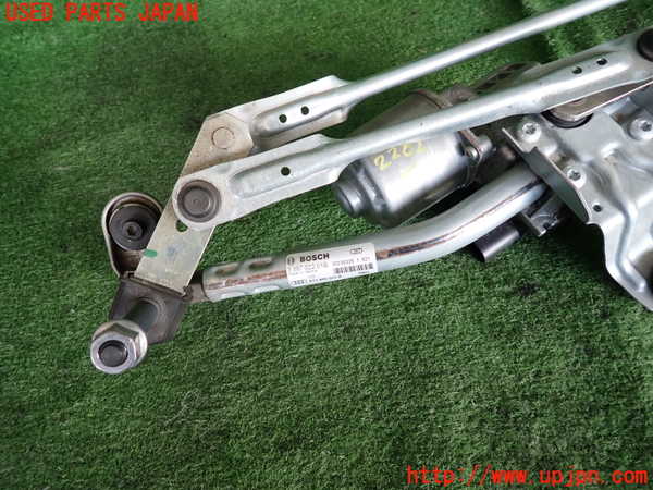 2UPJ-22826770]アウディ・A3 セダン(GYDLA)フロントワイパーモーター 中古_m0003.jpg
