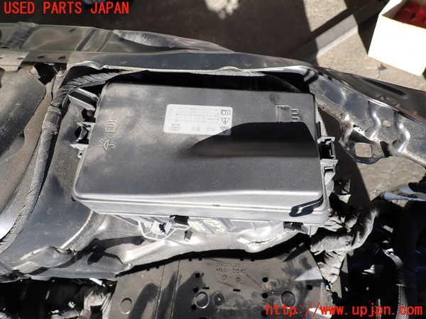 2UPJ-22826741]アウディ・A3 セダン(GYDLA)ヒューズボックス1 中古_m0002.jpg