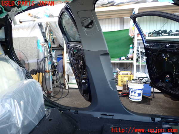 2UPJ-22827670]アウディ・A3 セダン(GYDLA)左センターピラートリム 中古_m0001.jpg