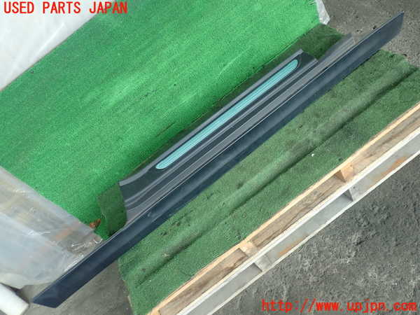 2UPJ-22831390]BMW ミニ(MINI)クーパーD(XN15)(F56)右サイドステップ 中古_m0001.jpg