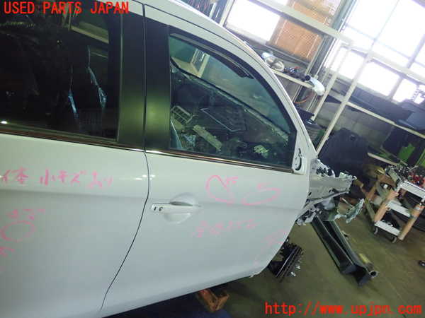 5UPJ-22841230]RVR(GA4W)右前ドア M2H4 中古_m0002.jpg