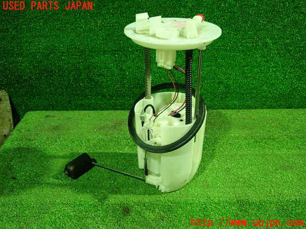 5UPJ-22842510]RVR(GA4W)燃料ポンプ 中古_m0002.jpg