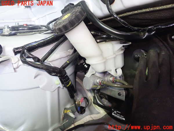 5UPJ-22844050]RVR(GA4W)ブレーキマスターシリンダー 中古_m0001.jpg