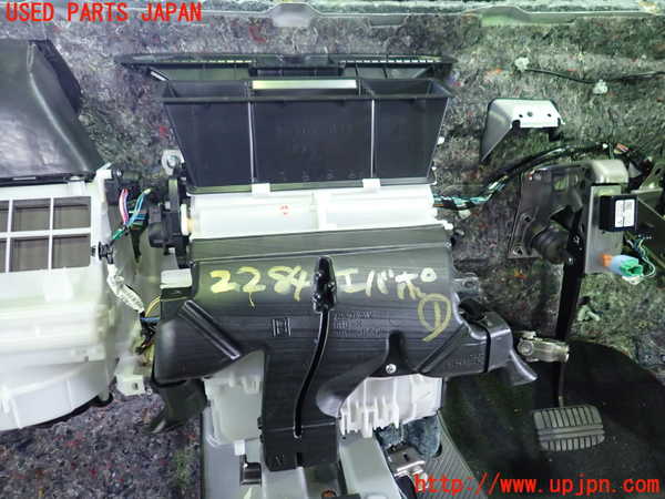 1UPJ-22846081]RVR(GA4W)エバポレーター1 中古_m0002.jpg