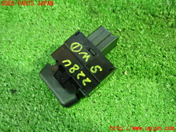 1UPJ-22846306]RVR(GA4W)スイッチ1（DAY） 中古_m0003.jpg