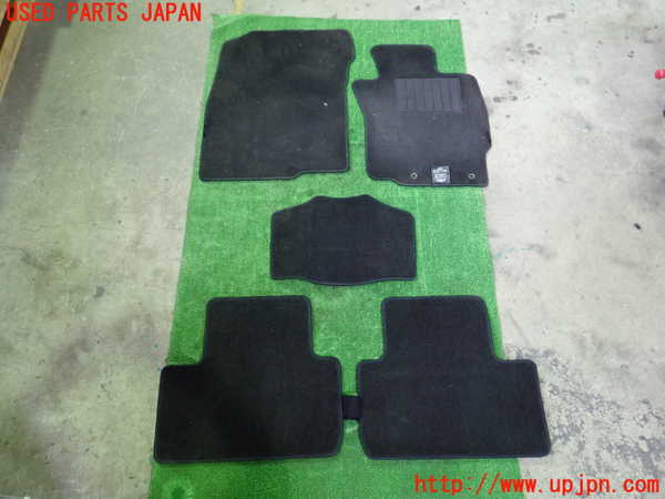 1UPJ-22847800]RVR(GA4W)フロアマット 中古_m0001.jpg