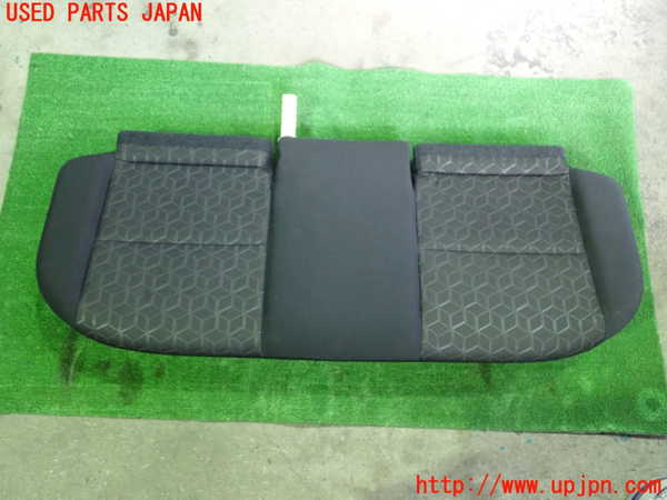 5UPJ-22847385]RVR(GA4W)リアシート 中古_m0004.jpg