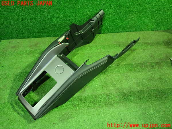 1UPJ-22847549]RVR(GA4W)コンソール 中古_m0002.jpg