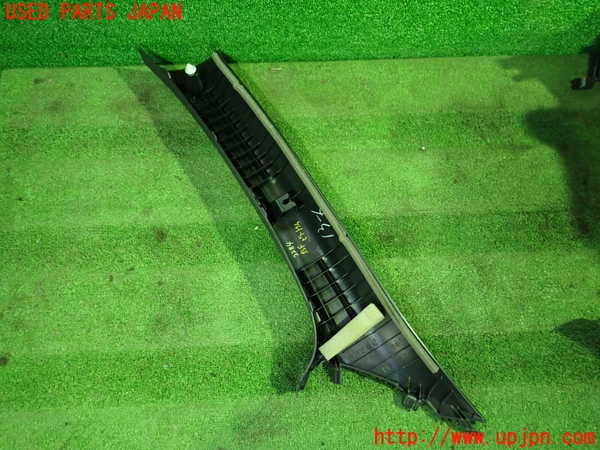 1UPJ-22847655]RVR(GA4W)右フロントピラートリム 中古_m0002.jpg