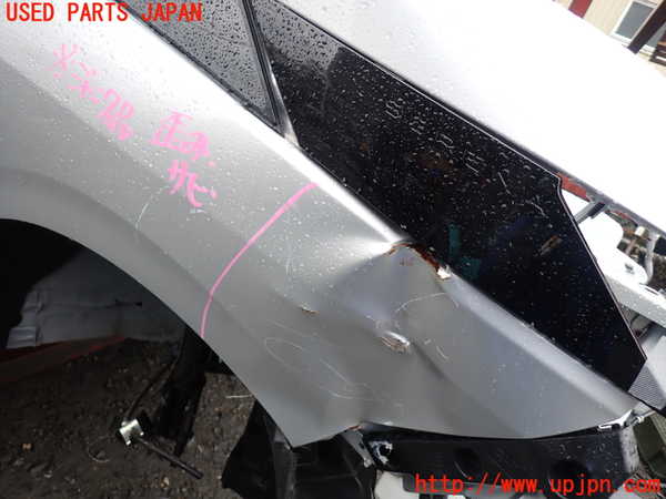 5UPJ-22851080]セレナ(C28)右前フェンダー 【ジャンク】_m0002.jpg