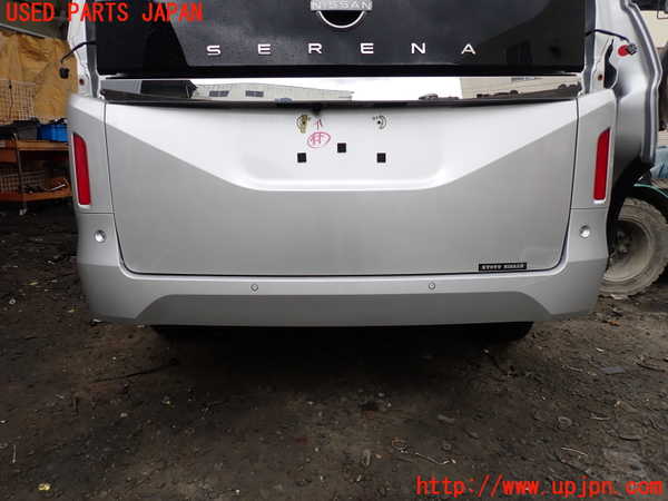 5UPJ-22851610]セレナ(C28)リアバンパー 中古_m0001.jpg