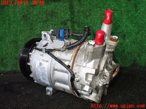 5UPJ-22856025]セレナ(C28)エアコンコンプレッサー 中古_m0002.jpg