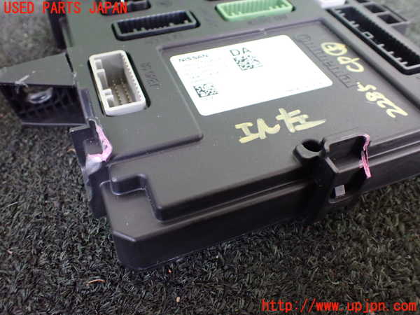 5UPJ-22856150]セレナ(C28)コンピューター5 (284B27DA0A) 中古_m0002.jpg