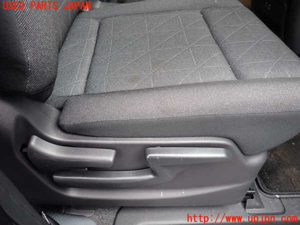 5UPJ-22857035]セレナ(C28)運転席シート 中古_m0004.jpg