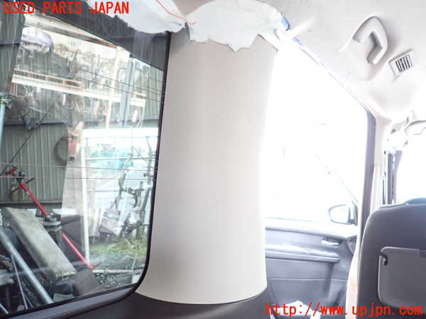 5UPJ-22857680]セレナ(C28)左リアピラートリム 中古_m0002.jpg