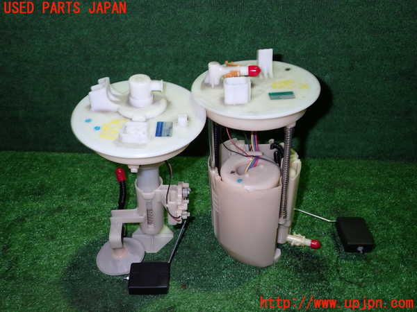 1UPJ-22862510]レヴォーグ(VN5)燃料ポンプ 中古_m0001.jpg