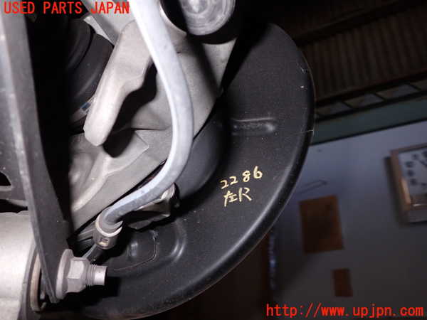 1UPJ-22864305]レヴォーグ(VN5)左リアナックルハブ 中古_m0002.jpg