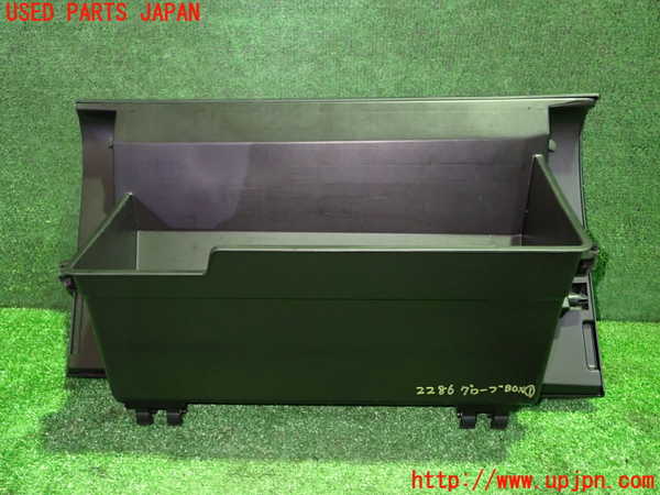 1UPJ-22867516]レヴォーグ(VN5)グローブボックス1 中古_m0002.jpg