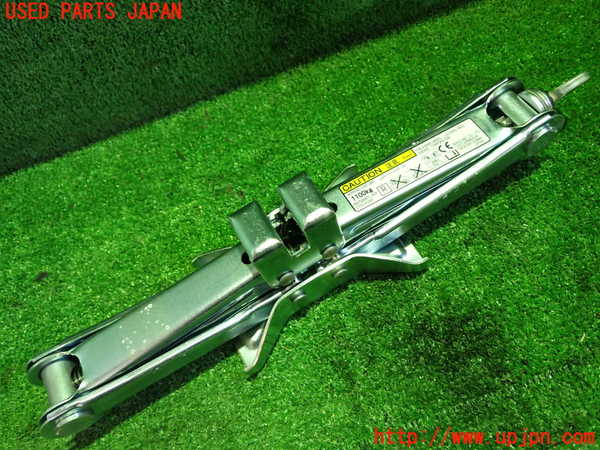 1UPJ-22867805]レヴォーグ(VN5)車載工具 中古_m0004.jpg