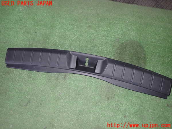 1UPJ-22867773]レヴォーグ(VN5)ラゲッジトレイ3 中古_m0001.jpg