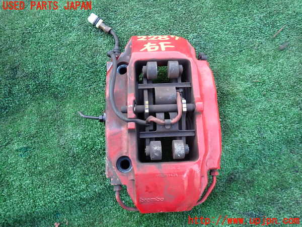 1UPJ-22874080]ポルシェ・ケイマン(98721)右フロントキャリパー 中古_m0001.jpg