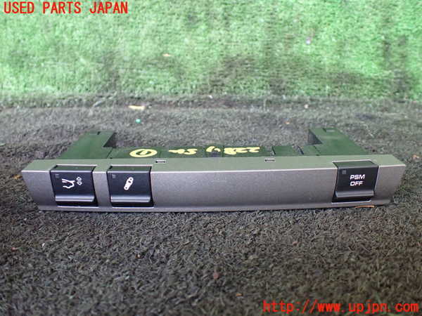 5UPJ-22876306]ポルシェ・ケイマン(98721)スイッチ1 (PSM OFF他) 中古_m0001.jpg