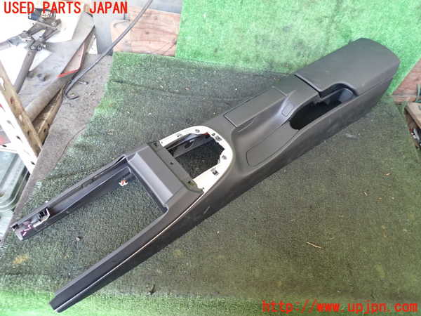 5UPJ-22877540]ポルシェ・ケイマン(98721)センターコンソール 中古_m0001.jpg