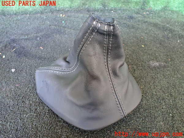 5UPJ-22877575]ポルシェ・ケイマン(98721)シフトブーツ 中古_m0001.jpg