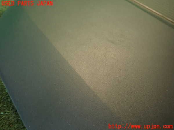 2UPJ-22882160]BMW 320d(3D20)(F30)エンジンアッパーカバー 中古_m0003.jpg