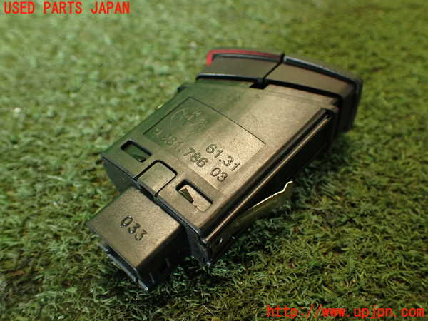 2UPJ-22886290]BMW 320d(3D20)(F30)ハザードスイッチ 中古_m0003.jpg