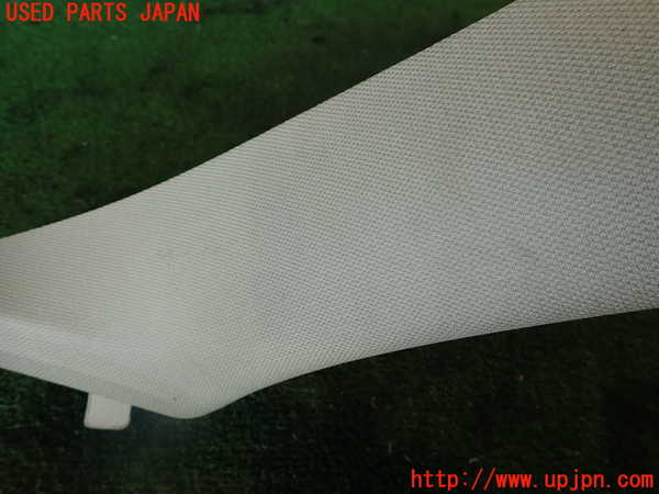 2UPJ-22887655]BMW 320d(3D20)(F30)右フロントピラートリム 中古_m0003.jpg
